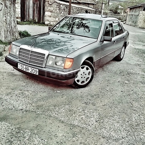 Mercedes E 200 1991, 350,000 km - 2.0 l - Şəki