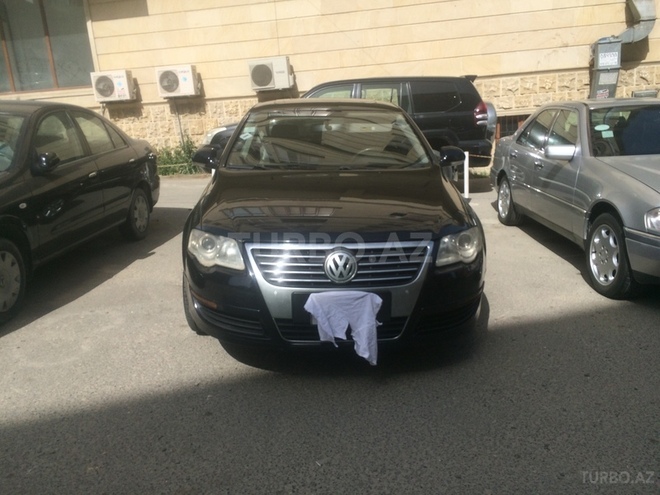 Volkswagen Passat 2005, 212,000 km - 2.0 l - Bakı