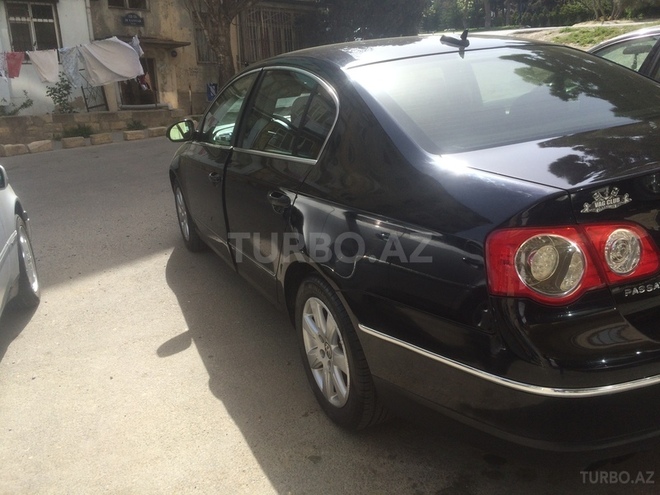 Volkswagen Passat 2005, 212,000 km - 2.0 l - Bakı