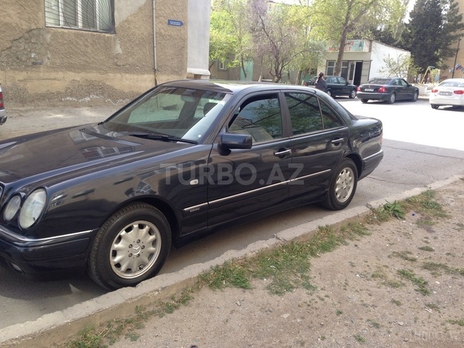 Mercedes E 230 1997, 376,000 km - 2.3 l - Xırdalan