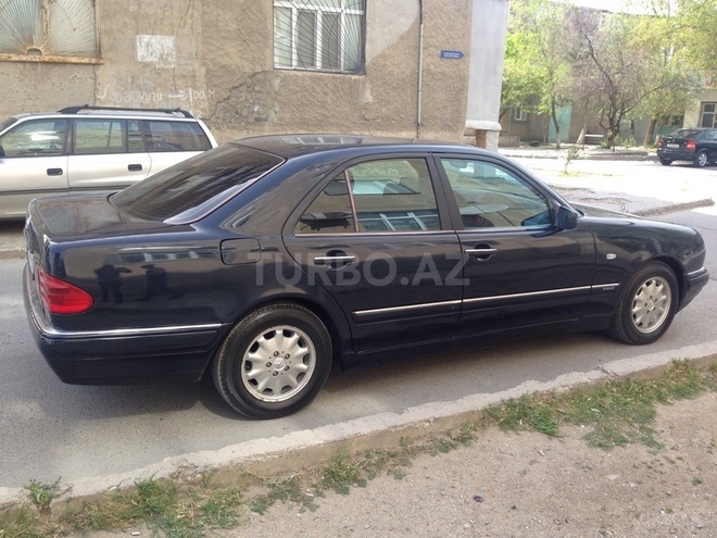 Mercedes E 230 1997, 376,000 km - 2.3 l - Xırdalan