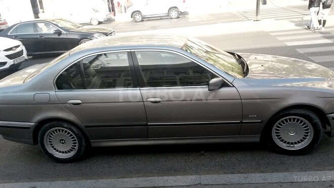 BMW 523 1997, 300,000 km - 2.5 л - Bakı