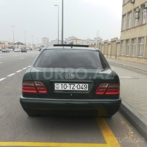 Mercedes E 230 1996, 260,000 km - 2.3 l - Bakı