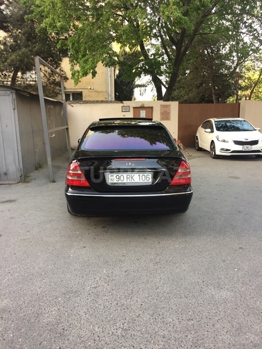 Mercedes E 240 2003, 297,986 km - 2.6 l - Bakı