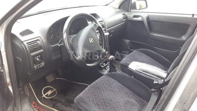 Opel Astra 1998, 285,000 km - 1.8 l - Bakı