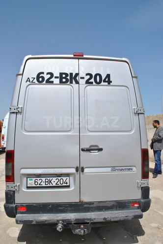 Mercedes Sprinter 208 2003, 30,000 km - 2.2 l - Zaqatala