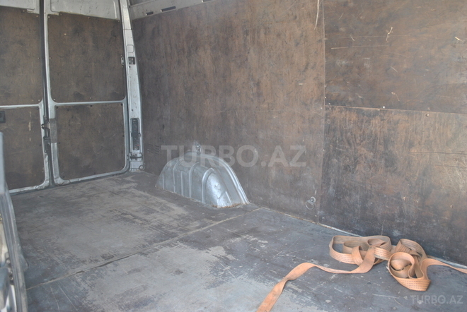 Mercedes Sprinter 208 2003, 30,000 km - 2.2 l - Zaqatala