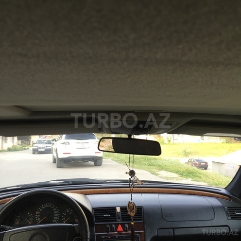 Mercedes C 240 1998, 179,000 km - 2.4 l - Xırdalan