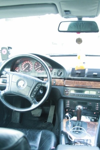 BMW 523 1996, 350,000 km - 2.5 l - Bakı
