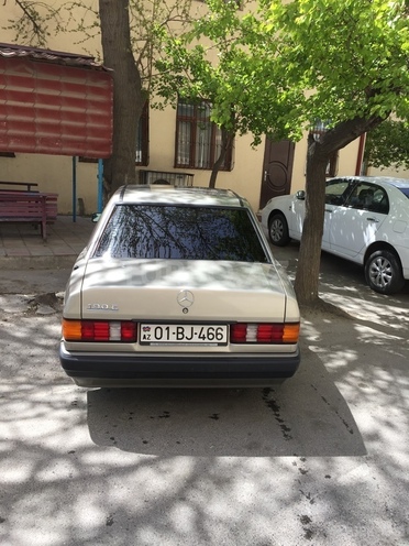 Mercedes 190 1990, 270,000 km - 1.8 l - Bakı