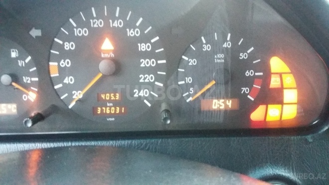 Mercedes C 220 1995, 370,000 km - 2.2 l - Saatlı