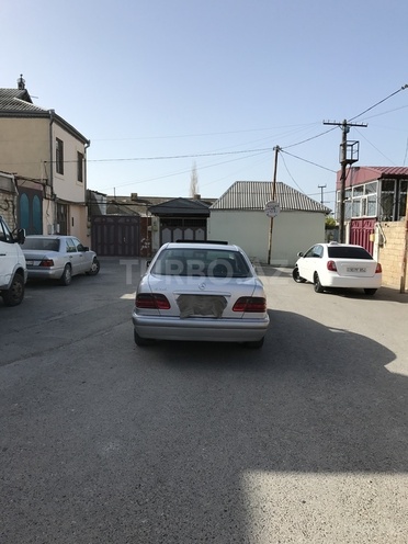 Mercedes E 240 1998, 213,860 km - 2.4 л - Bakı