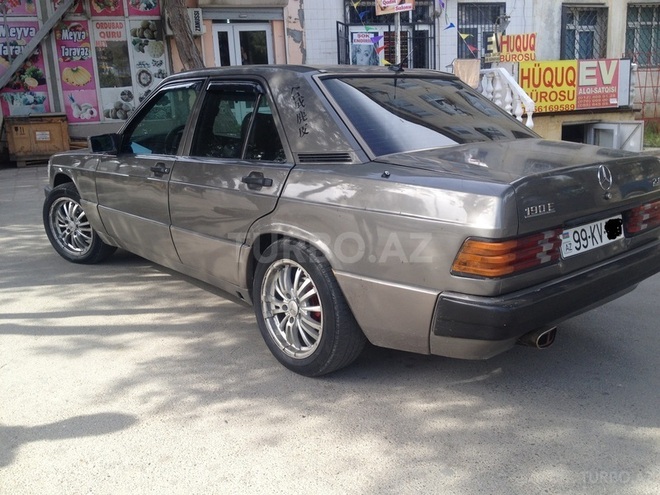Mercedes 190 1991, 295,500 km - 2.0 л - Bakı