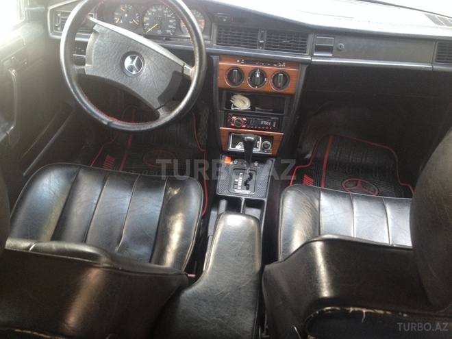 Mercedes 190 1991, 295,500 km - 2.0 л - Bakı