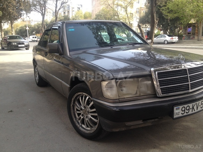 Mercedes 190 1991, 295,500 km - 2.0 л - Bakı
