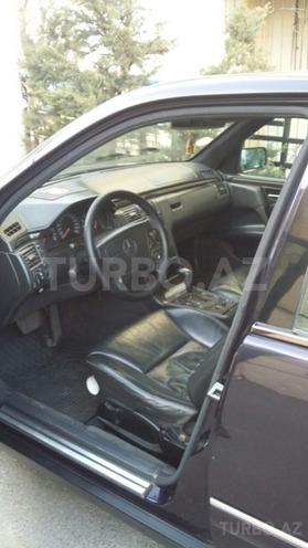 Mercedes E 320 1998, 320,000 km - 3.2 l - Bakı