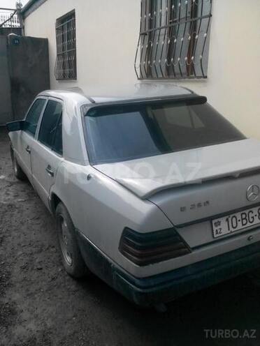 Mercedes E 230 1987, 9,999,999 km - 2.3 л - Gəncə