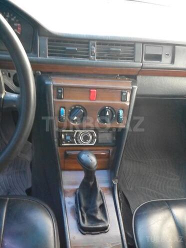 Mercedes E 230 1987, 9,999,999 km - 2.3 л - Gəncə