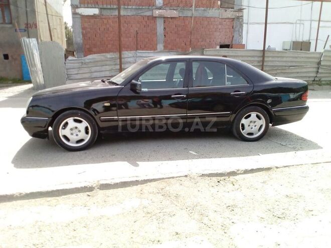 Mercedes E 230 1997, 224,000 km - 2.3 l - Sumqayıt