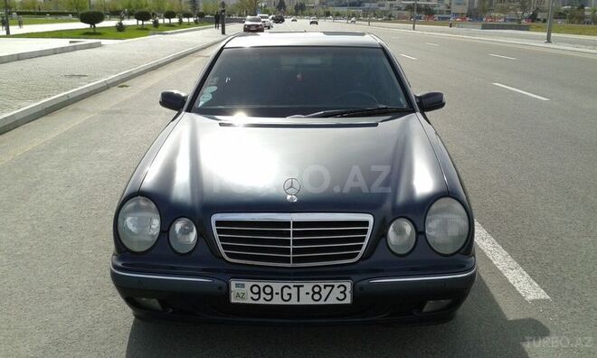 Mercedes E 270 2000, 236,900 km - 2.7 l - Bakı