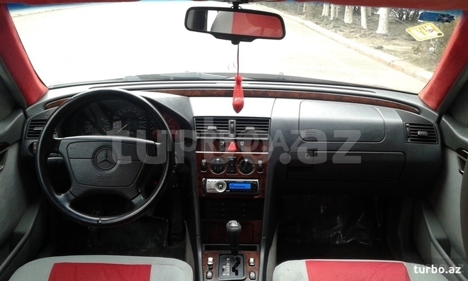 Mercedes C 200 1995, 37,000 km - 0.2 l - Biləsuvar