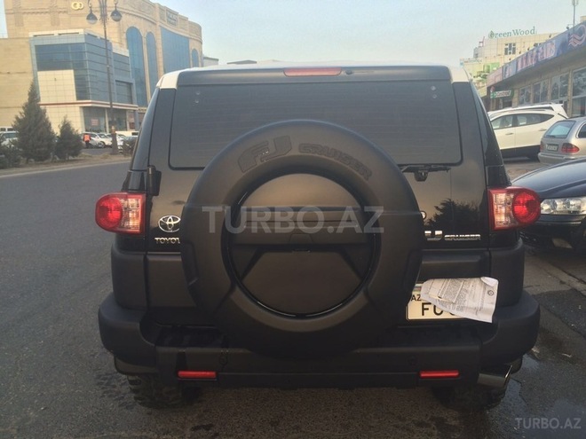 Toyota FJ Cruiser 2011, 56,000 km - 4.0 л - Bakı