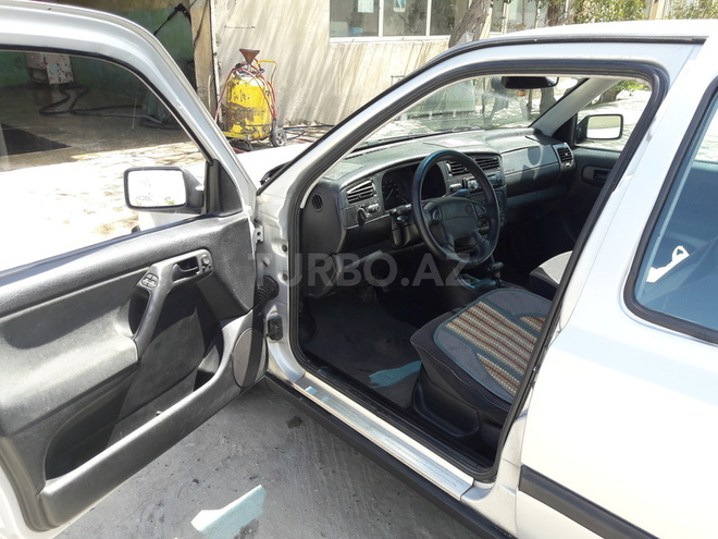 Volkswagen Golf 1997, 165,000 km - 2.0 l - Bakı