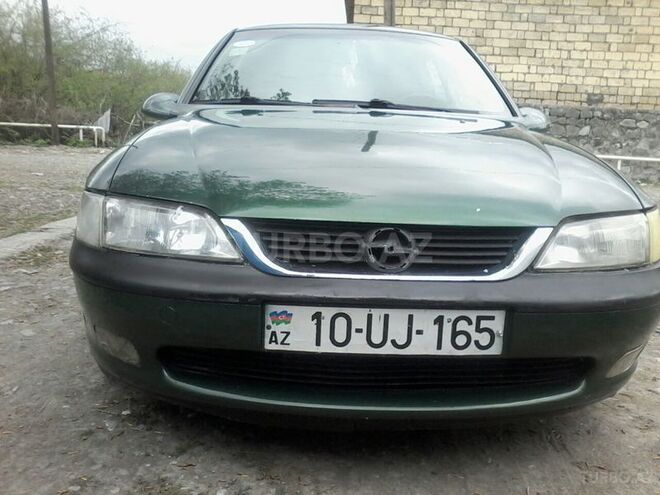 Opel Vectra 1995, 31,000 km - 1.6 l - Oğuz