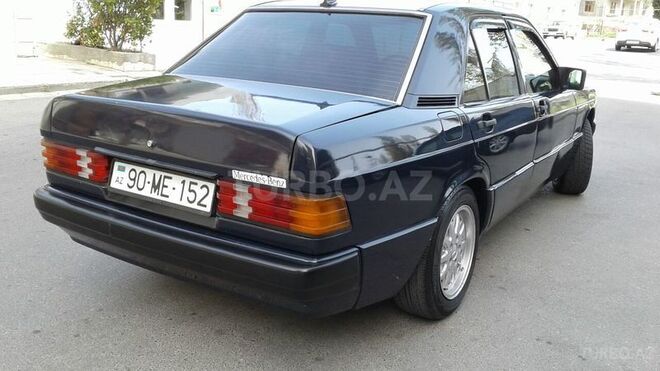 Mercedes 190 1991, 325,000 km - 2.0 l - Bakı