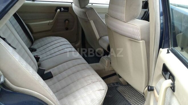 Mercedes 190 1991, 325,000 km - 2.0 l - Bakı