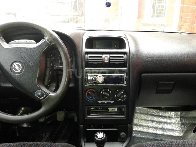 Opel Astra 1998, 250,000 km - 1.6 л - Qusar