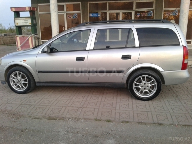 Opel Astra 1998, 250,000 km - 1.6 л - Qusar