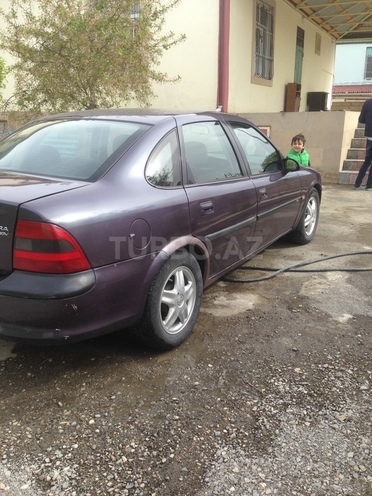 Opel Vectra 1996, 285,844 km - 2.0 l - Bakı