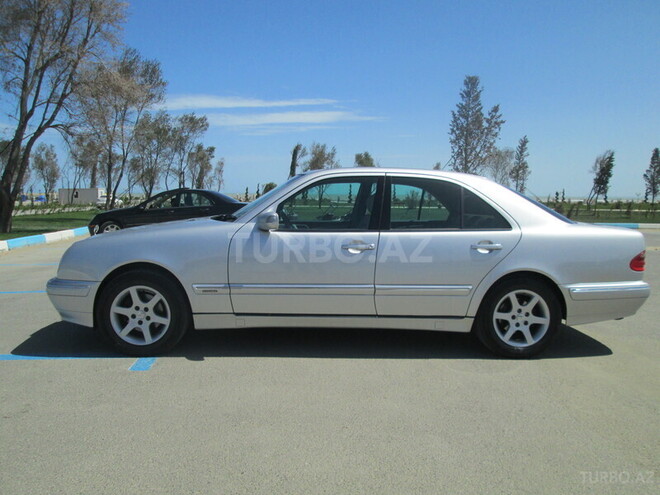 Mercedes E 240 2000, 223,000 km - 2.4 l - Sumqayıt
