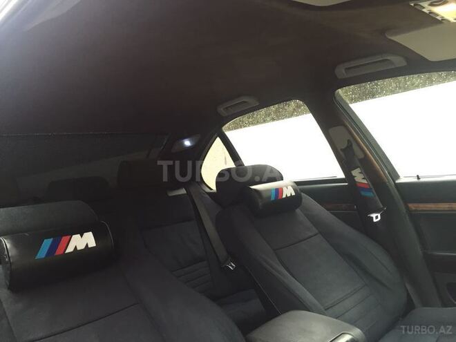 BMW 528 1997, 350,000 km - 2.8 l - Sumqayıt