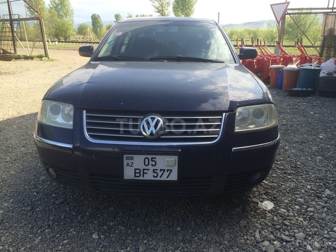 Volkswagen Passat 2002, 298,357 km - 1.8 l - Ağstafa
