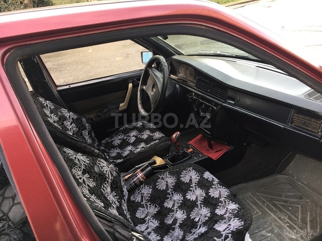 Mercedes 190 1991, 235,000 km - 2.0 l - Bakı
