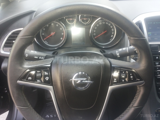 Opel Astra 2012, 50,200 km - 1.4 l - Bakı