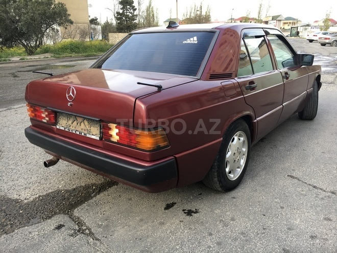 Mercedes 190 1991, 235,000 km - 2.0 l - Bakı