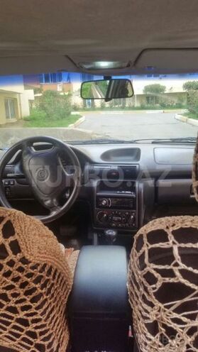 Opel Astra 1996, 272,000 km - 1.6 л - Bakı