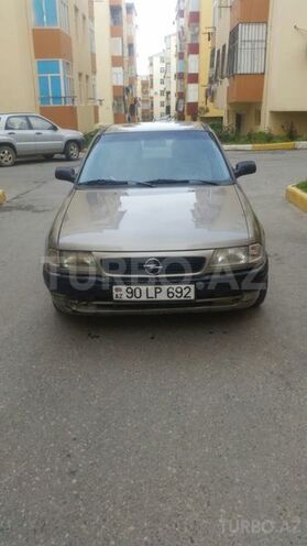 Opel Astra 1996, 272,000 km - 1.6 л - Bakı