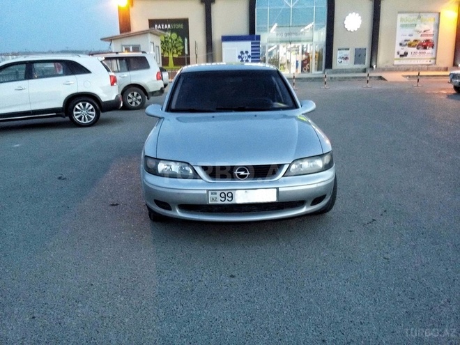 Opel Vectra 2010, 240,000 km - 2.0 l - Bakı
