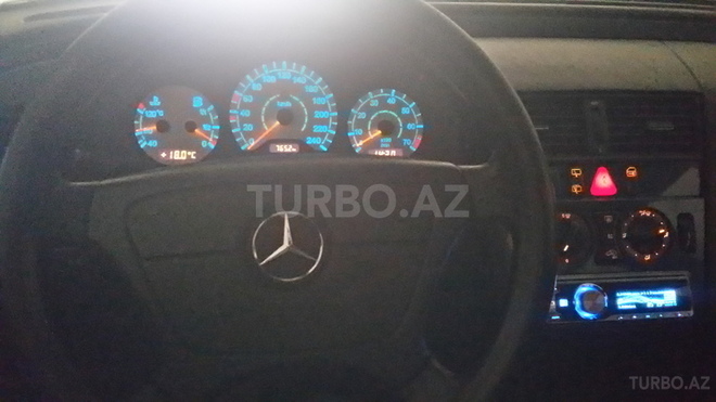 Mercedes C 180 1997, 278,000 km - 1.8 l - Bakı