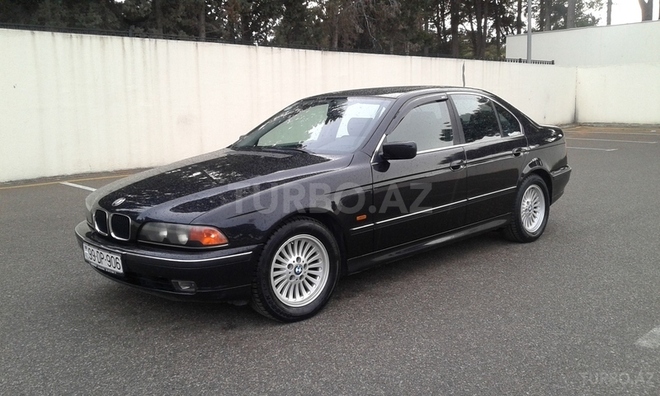 BMW 520 1999, 143,000 km - 2.2 l - Sumqayıt
