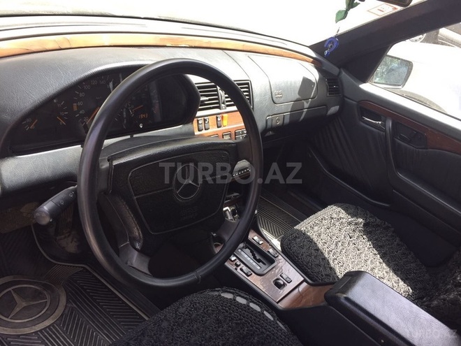 Mercedes C 220 1994, 400,000 km - 2.2 l - Bakı