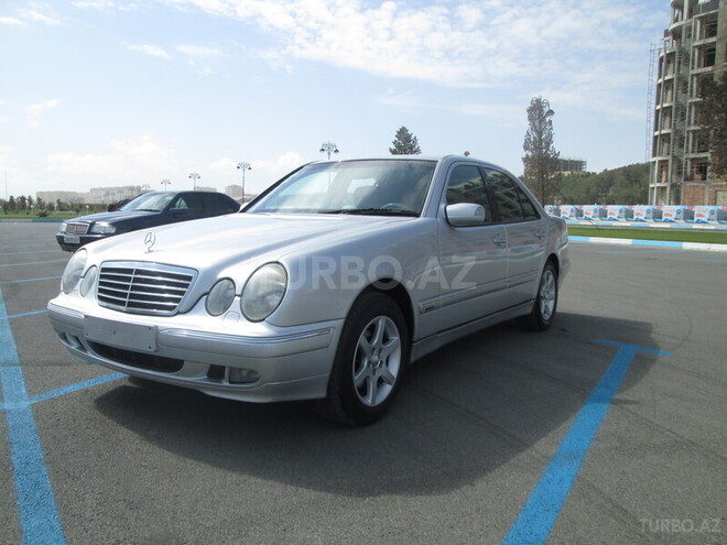 Mercedes E 240 2000, 220,000 km - 2.4 l - Sumqayıt