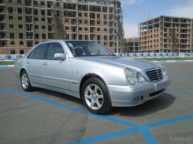 Mercedes E 240 2000, 220,000 km - 2.4 l - Sumqayıt