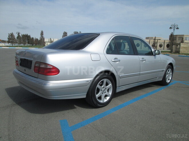 Mercedes E 240 2000, 220,000 km - 2.4 l - Sumqayıt