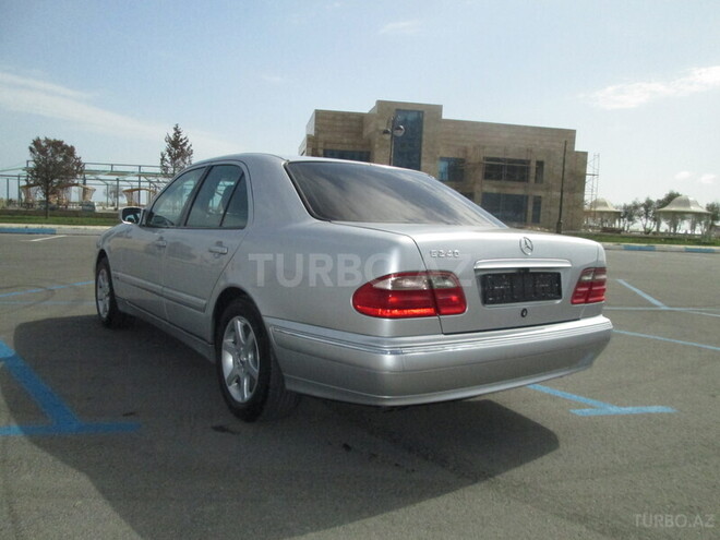 Mercedes E 240 2000, 220,000 km - 2.4 l - Sumqayıt