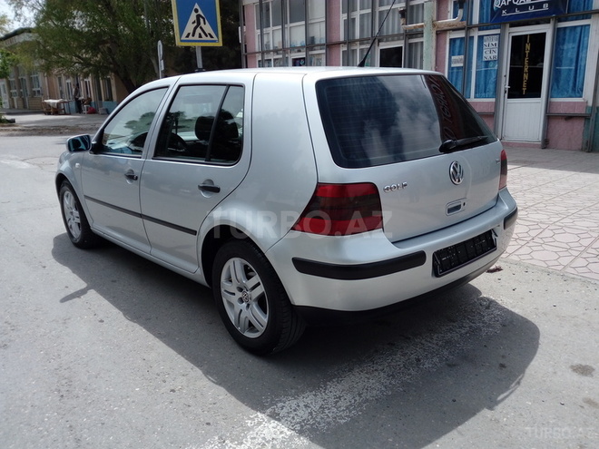 Volkswagen Golf 2001, 193,800 km - 1.6 l - Sumqayıt